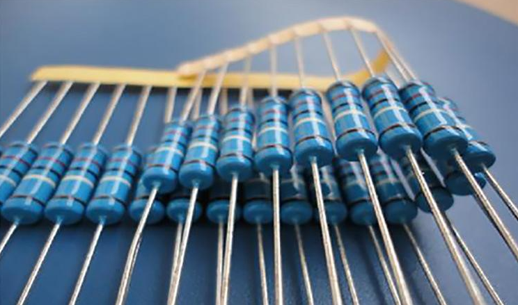 金屬膜和薄膜電阻  電阻表面上看起來很相似