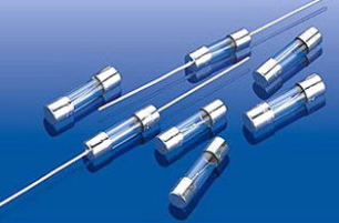 快斷保險絲和慢斷保險絲的區別